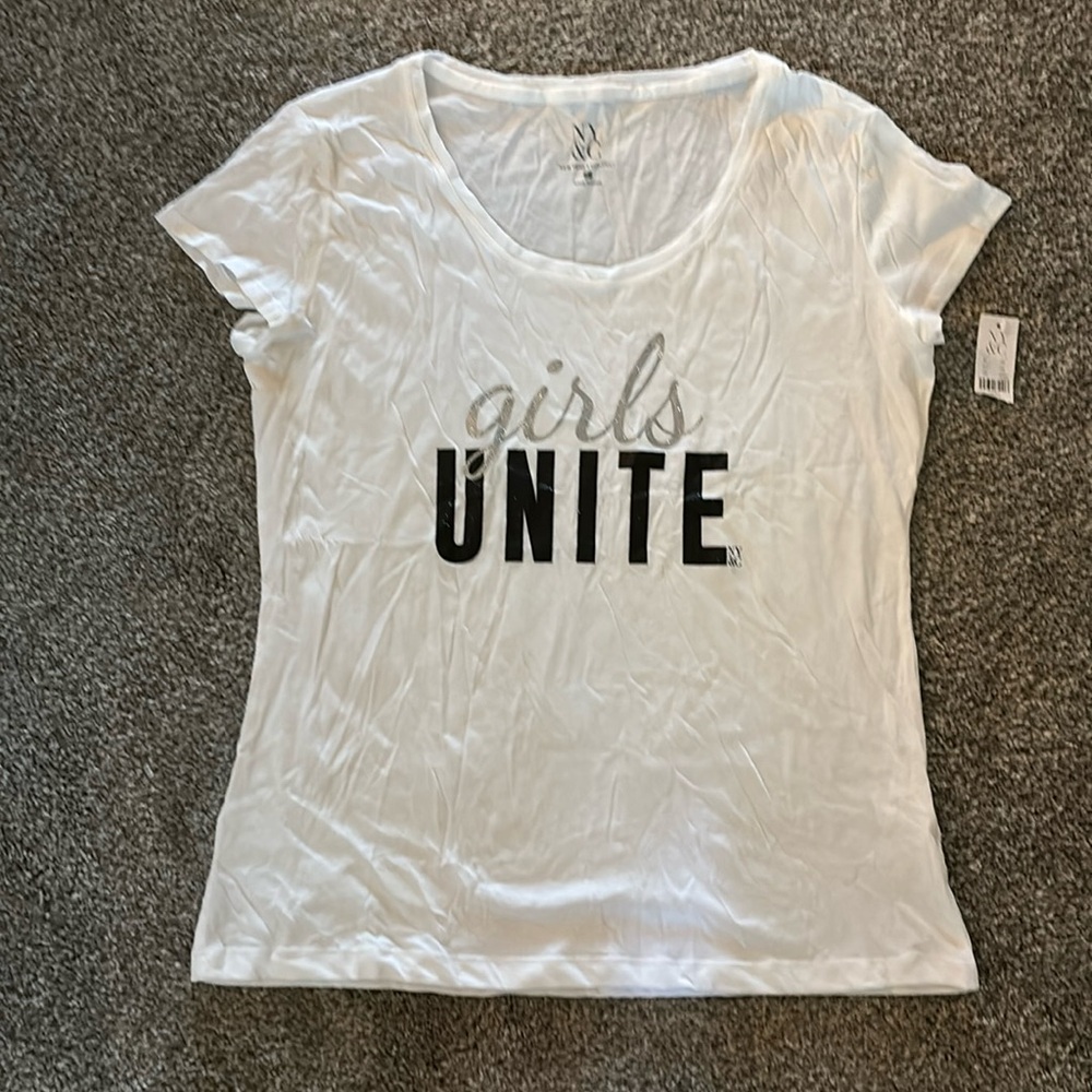 NY&C White Tee Girls Unite L NWT